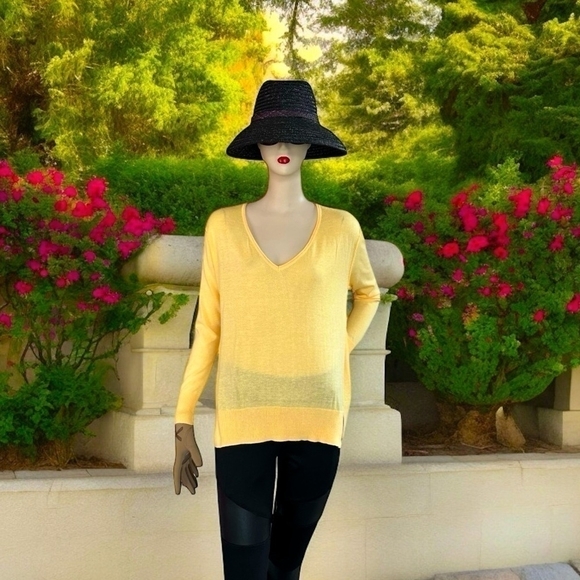 Women’s Sweater ZARA Knit Sweater Yellow V-Neck Long Sleeve Pullover Top - Picture 2 of 9